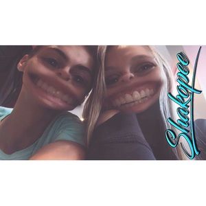 Meet your Posher, Brooke